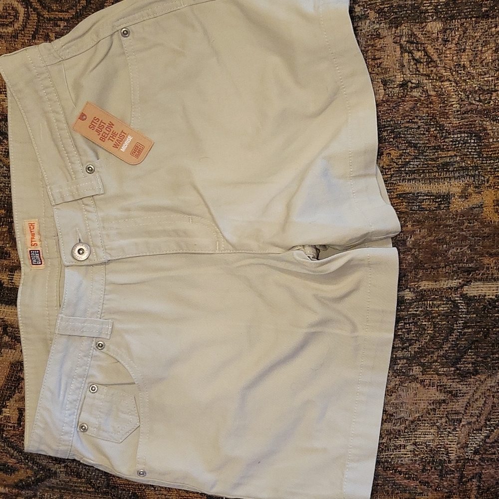 NWT Faded Glory Tan Sand Summer Shorts az 10